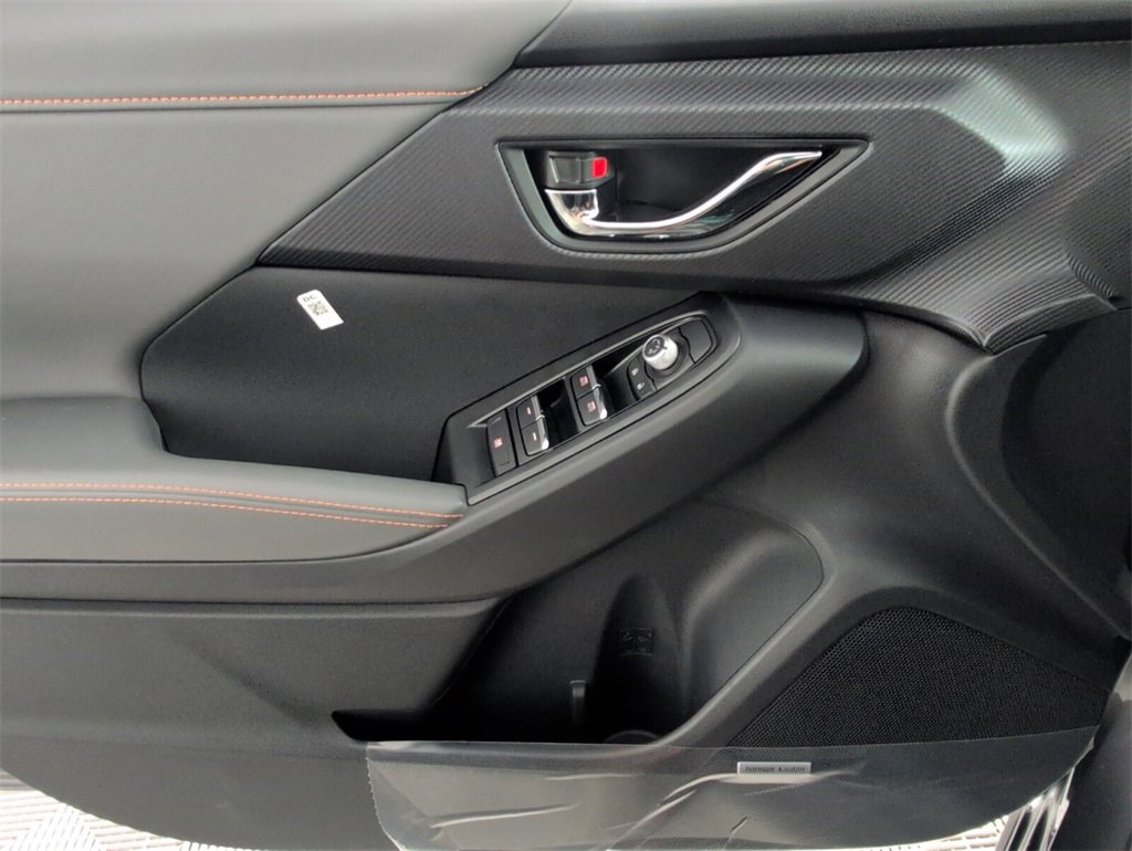 New 2025 Subaru Crosstrek 2.5i Limited w/ Popular Package #3A image 13