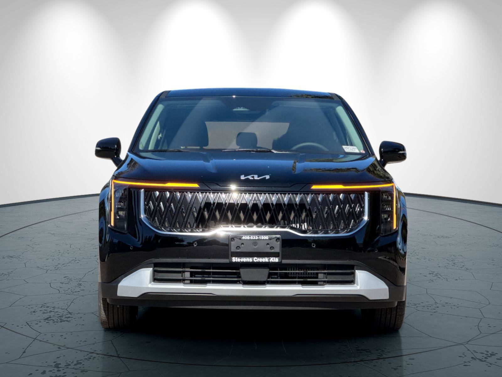 New 2026 Kia Carnival LXS FWD image 9