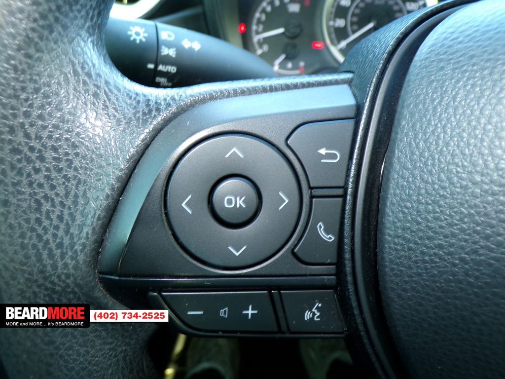 Used 2021 Toyota Corolla LE w/ Carpet Mat Package (TMS) image 24