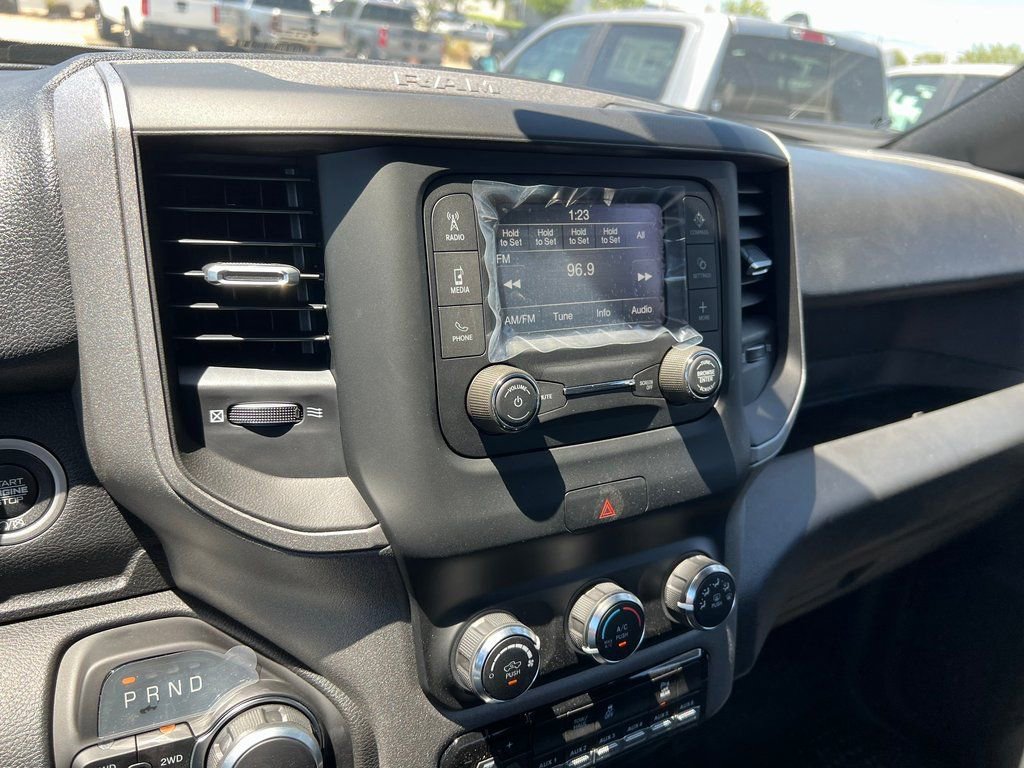 New 2024 RAM 3500 Tradesman AWD/4WD image 18