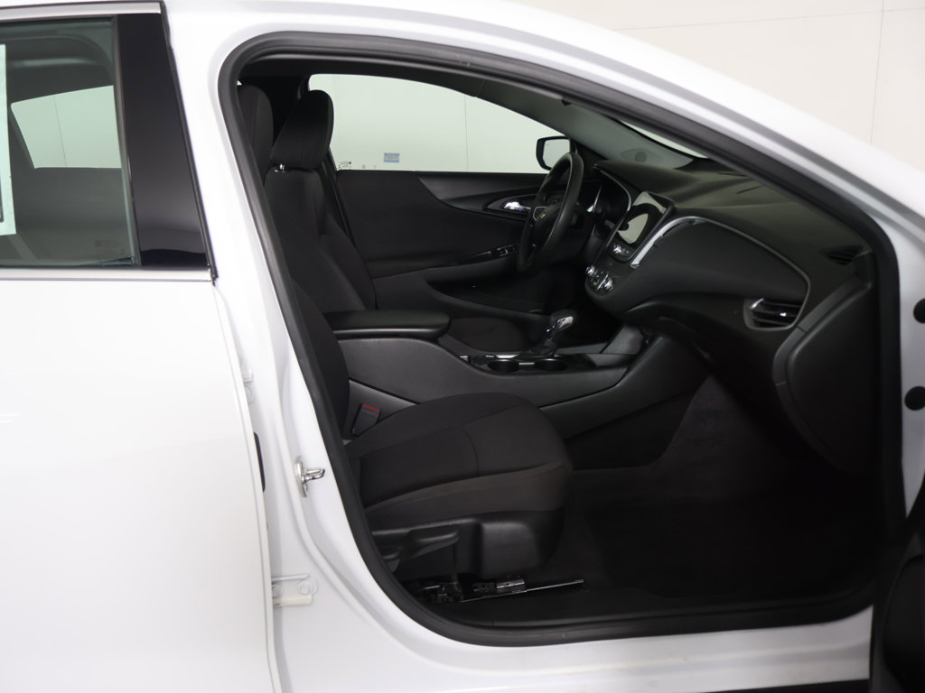 Used 2024 Chevrolet Malibu LS w/ Driver Confidence Package FWD image 28
