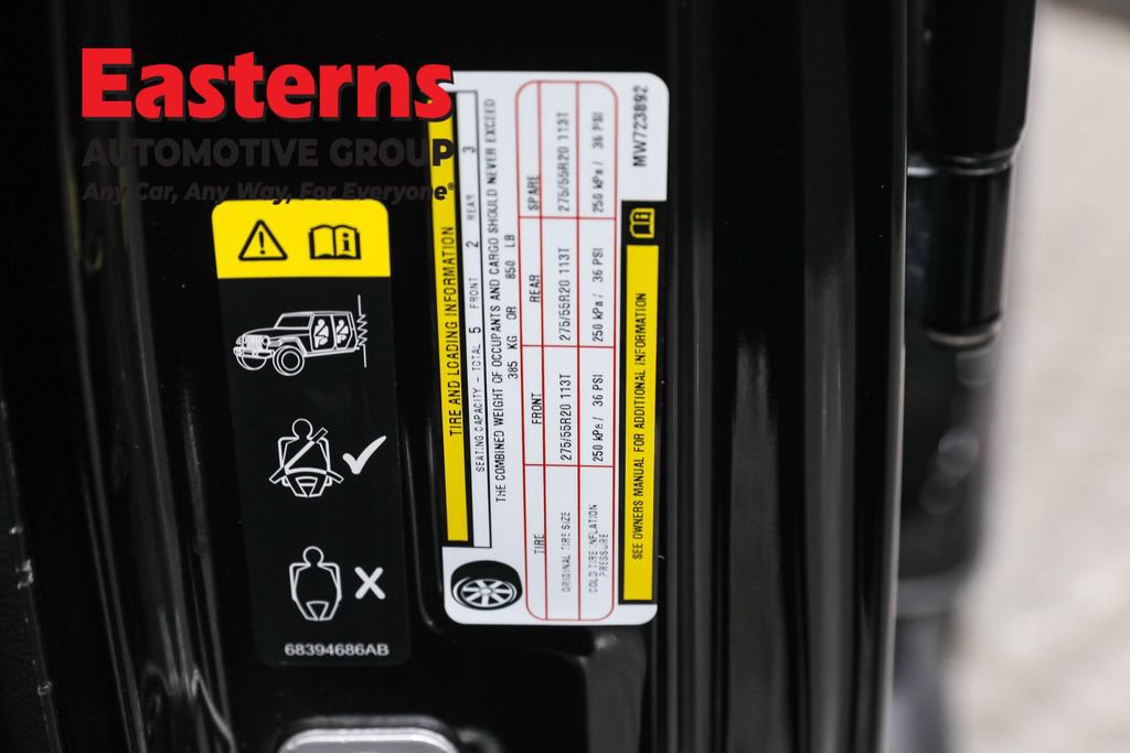 Used 2021 Jeep Wrangler Unlimited Sahara image 36