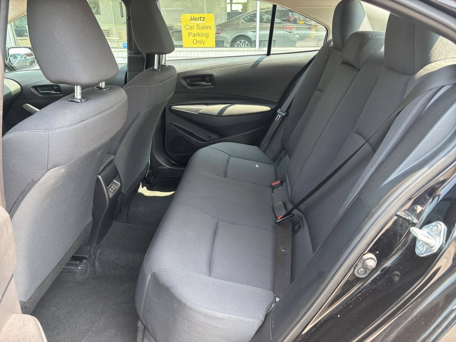 Used 2025 Toyota Corolla LE FWD image 24