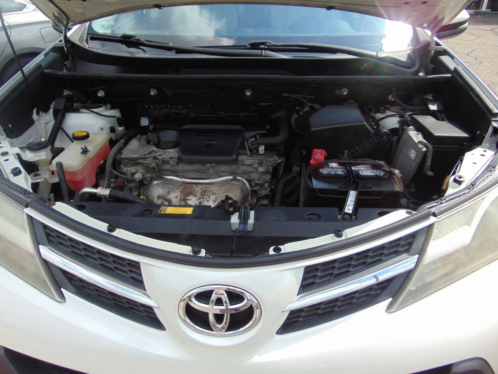 Used 2014 Toyota RAV4 Limited AWD/4WD image 33