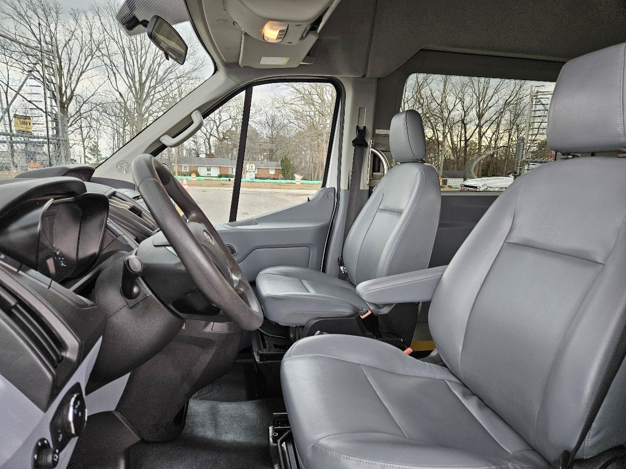 Used 2019 Ford Transit 350 XL RWD image 12