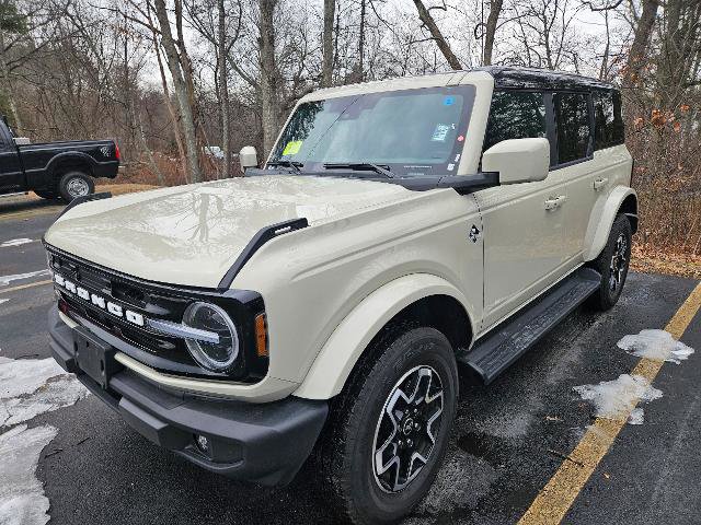 Certified 2025 Ford Bronco Outer Banks image 1