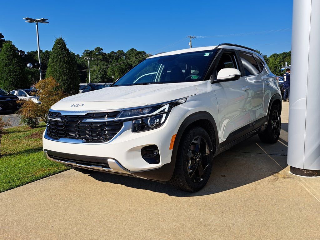 New 2026 Kia Seltos EX w/ EX Sunroof Package