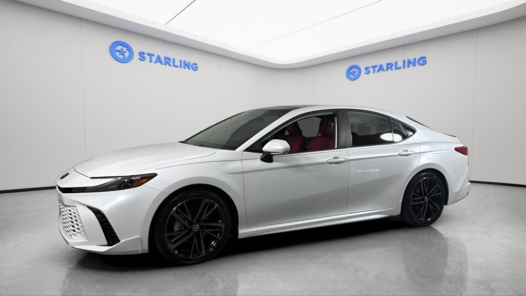 Used 2025 Toyota Camry XSE FWD image 2