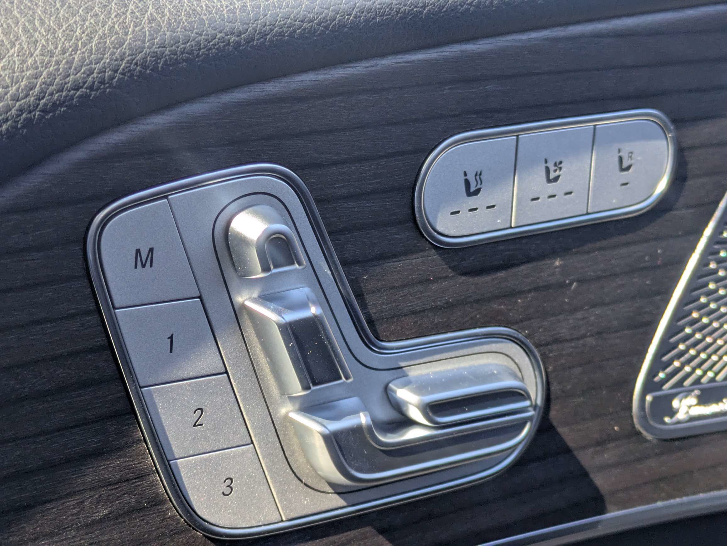 New 2027 Mercedes-Benz GLS 450 4MATIC image 22