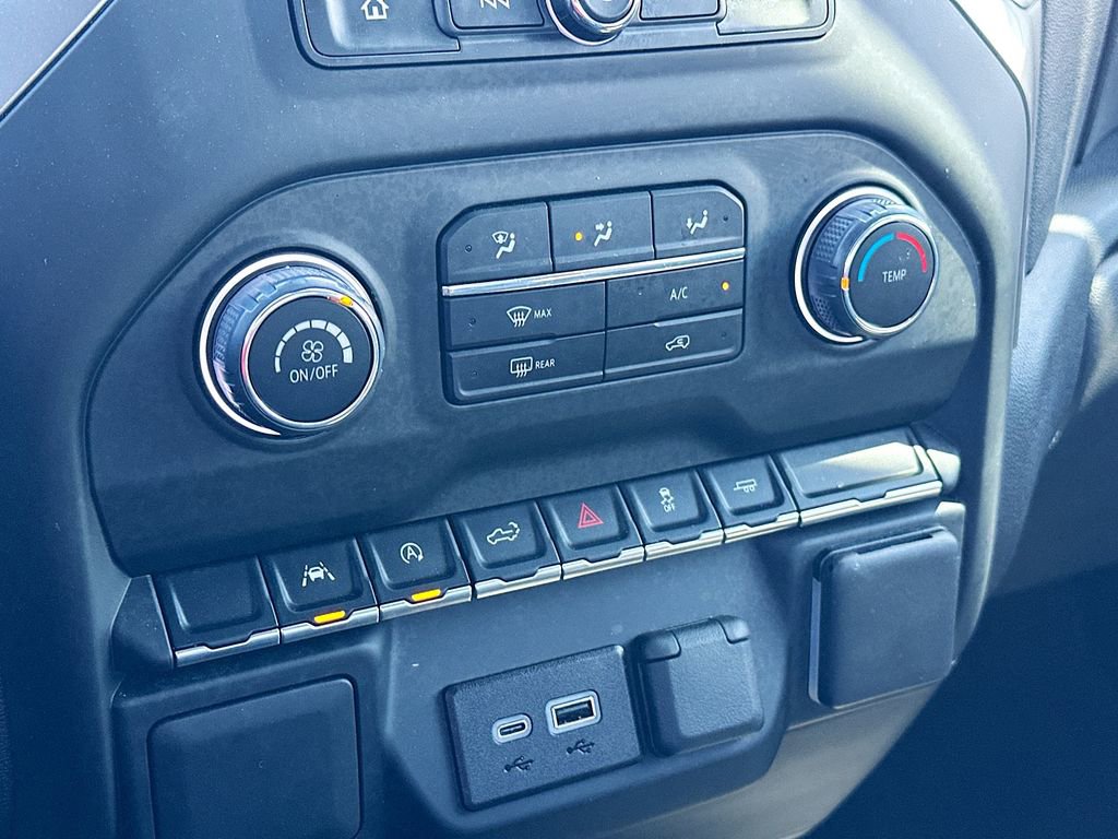 Used 2024 Chevrolet Silverado 1500 Custom w/ Turbomax Blackout Package image 14