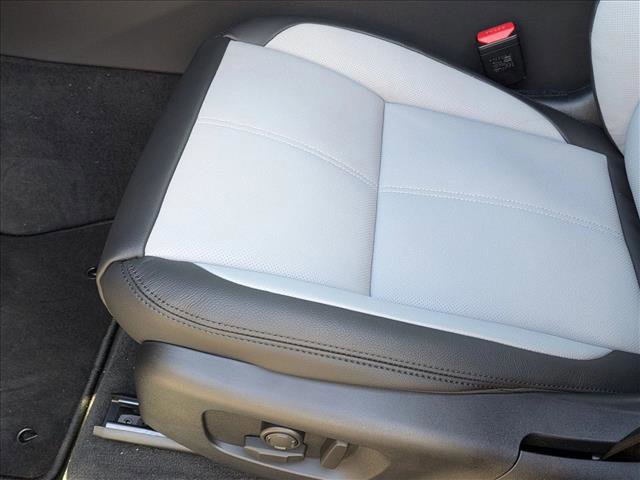 New 2026 Land Rover Range Rover Velar S image 4