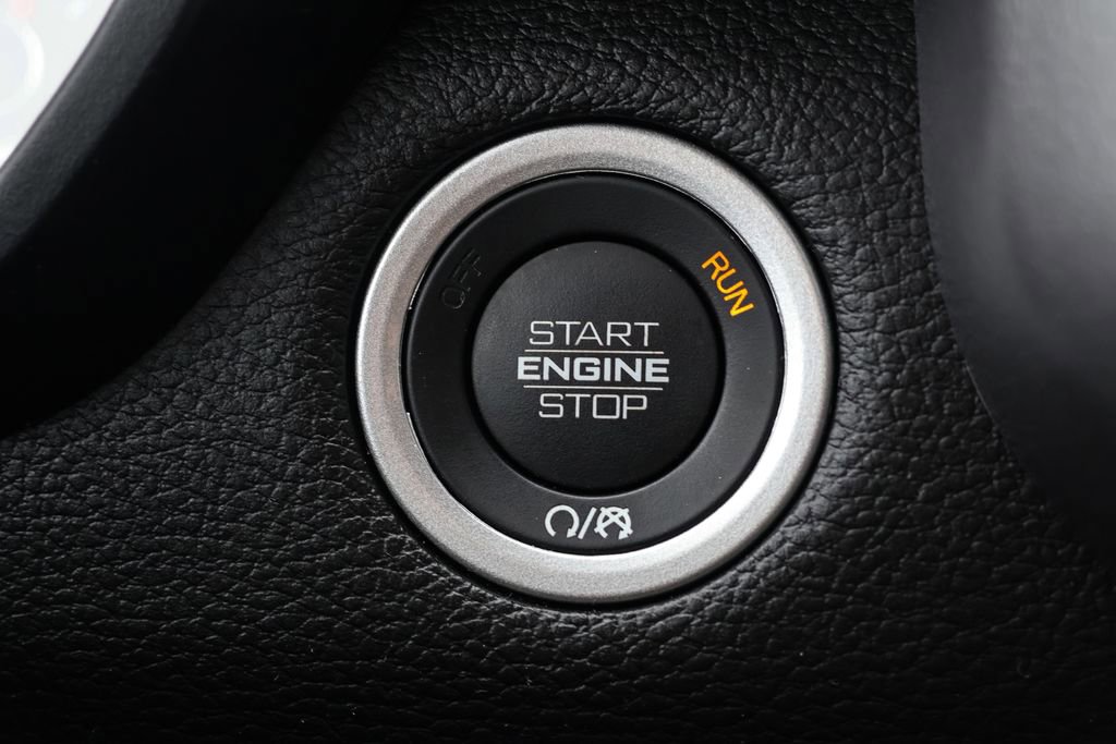 Used 2025 RAM 1500 Laramie image 51