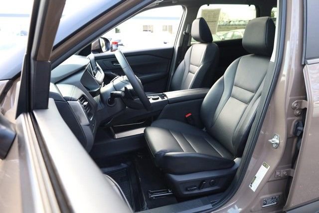 Certified 2025 Nissan Rogue SV w/ SV Premium Package image 10