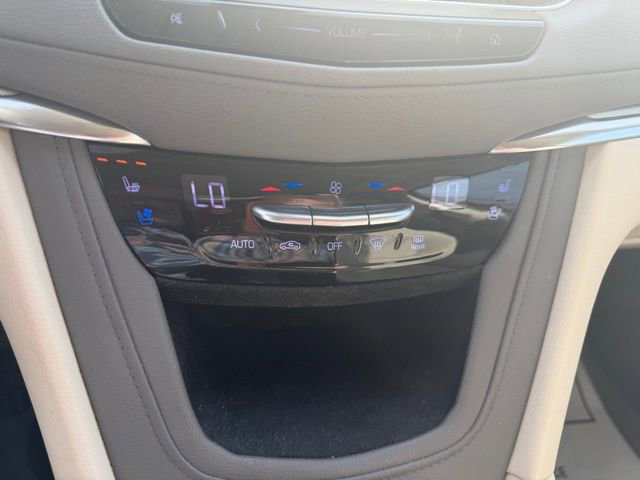 Used 2019 Cadillac XT5 Premium Luxury AWD/4WD image 28