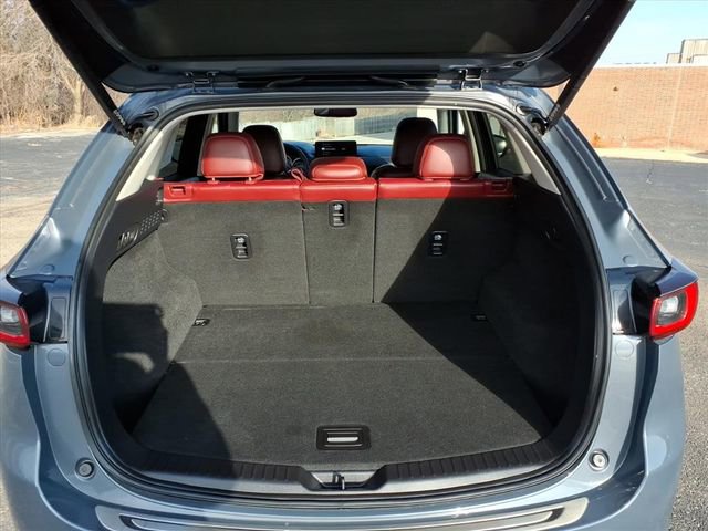 Used 2022 MAZDA CX-5 Carbon Edition image 35