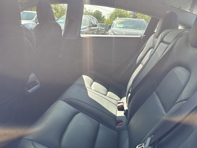 Used 2019 Tesla Model 3 Long Range RWD image 14