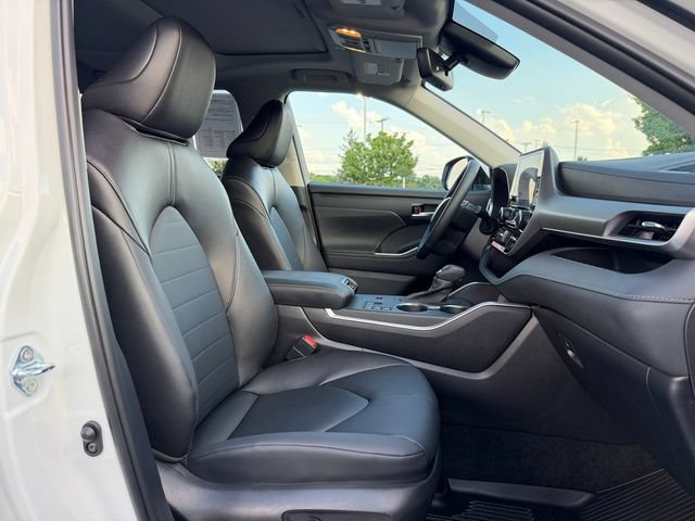 Certified 2026 Toyota Highlander XLE AWD/4WD image 19