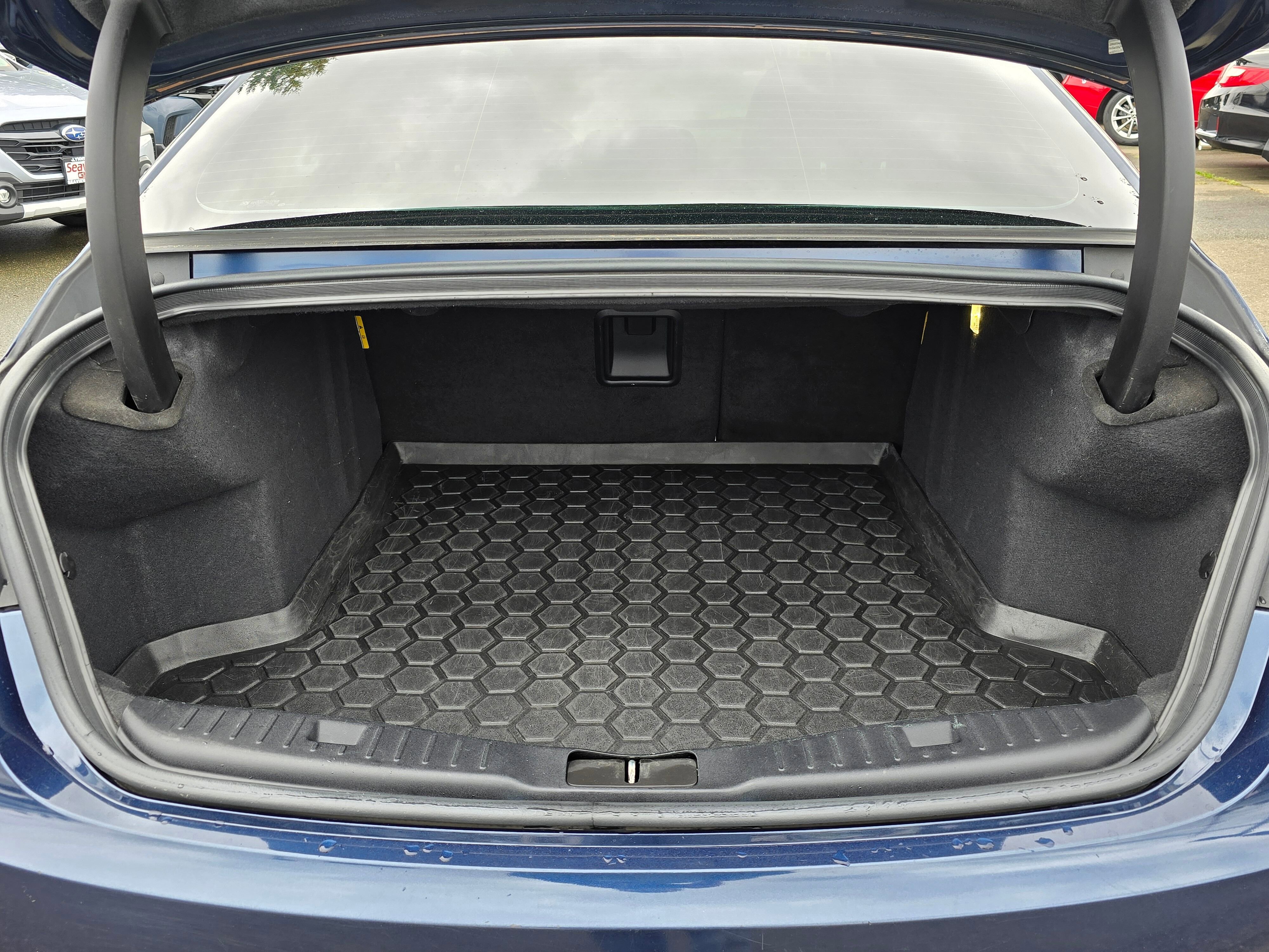 Used 2017 Lincoln MKZ Reserve FWD image 14