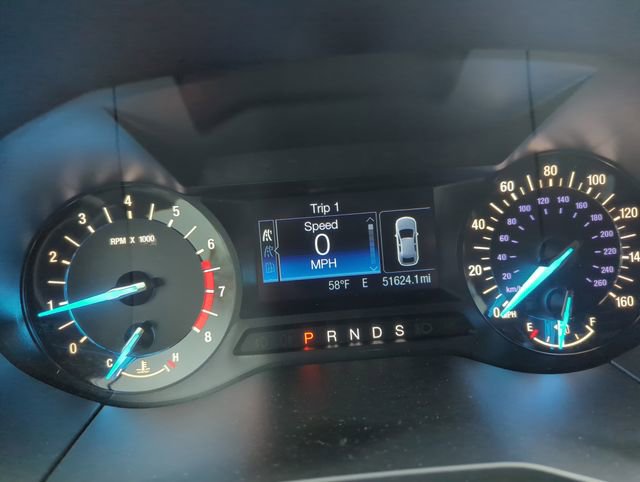 Used 2017 Ford Edge SEL image 18