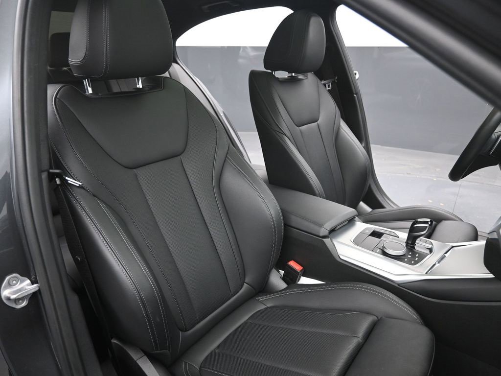 Used 2022 BMW 330i Sedan image 14