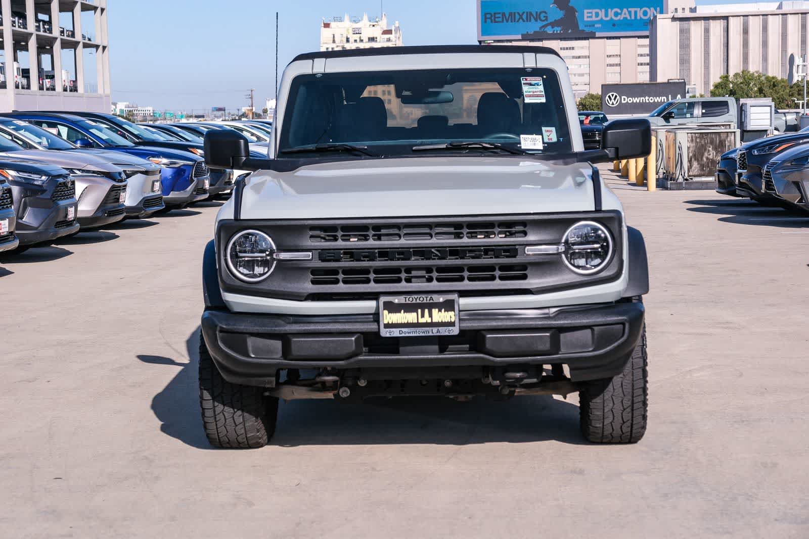 Used 2022 Ford Bronco 4-Door AWD/4WD image 2