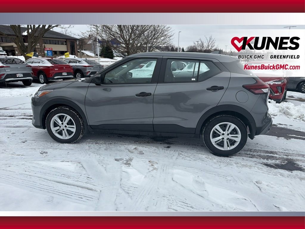 Used 2024 Nissan Kicks S image 10