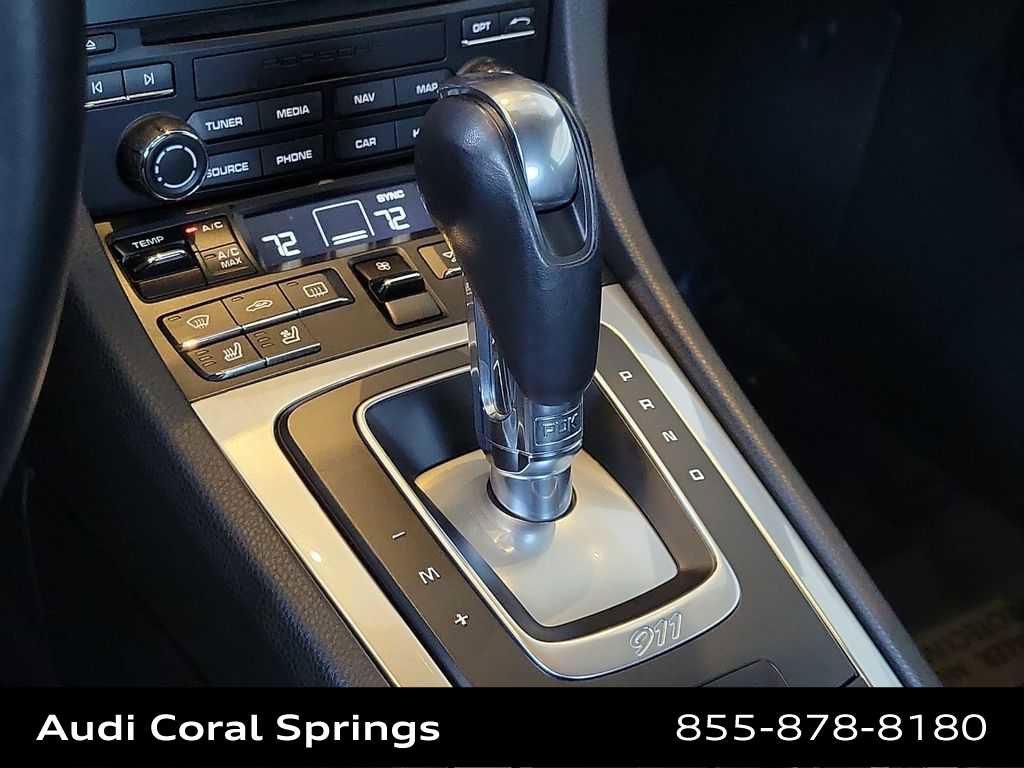 Used 2017 Porsche 911 Carrera image 17