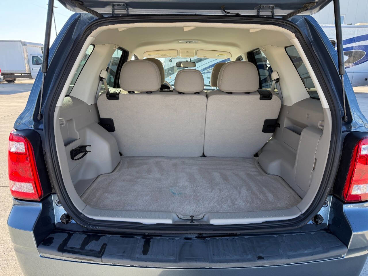 Used 2011 Ford Escape XLT image 28