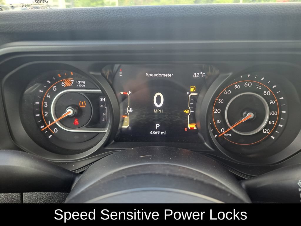 Used 2024 Jeep Wrangler Unlimited Sport AWD/4WD image 12