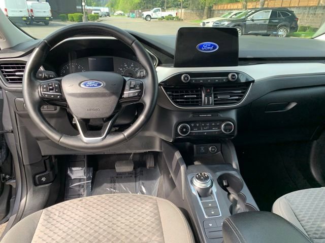Used 2021 Ford Escape SE w/ SE Sport Appearance Package AWD/4WD image 13