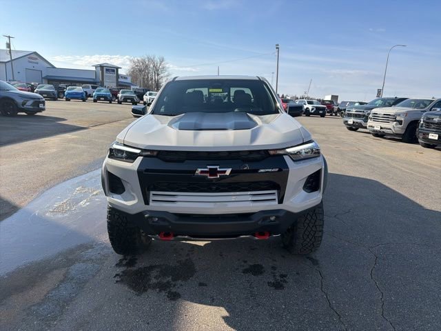 New 2026 Chevrolet Colorado ZR2 w/ Technology Package AWD/4WD image 3