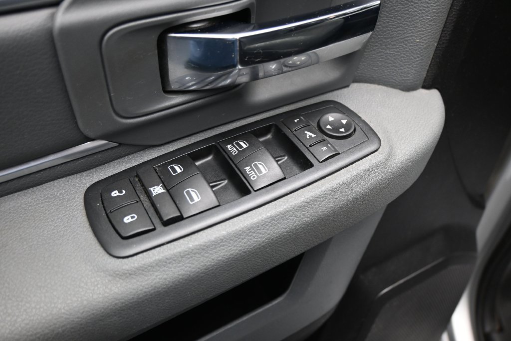 Used 2016 RAM 1500 Big Horn AWD/4WD image 12