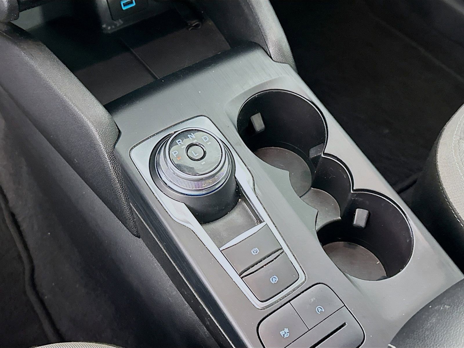 Used 2022 Ford Escape SE FWD image 16