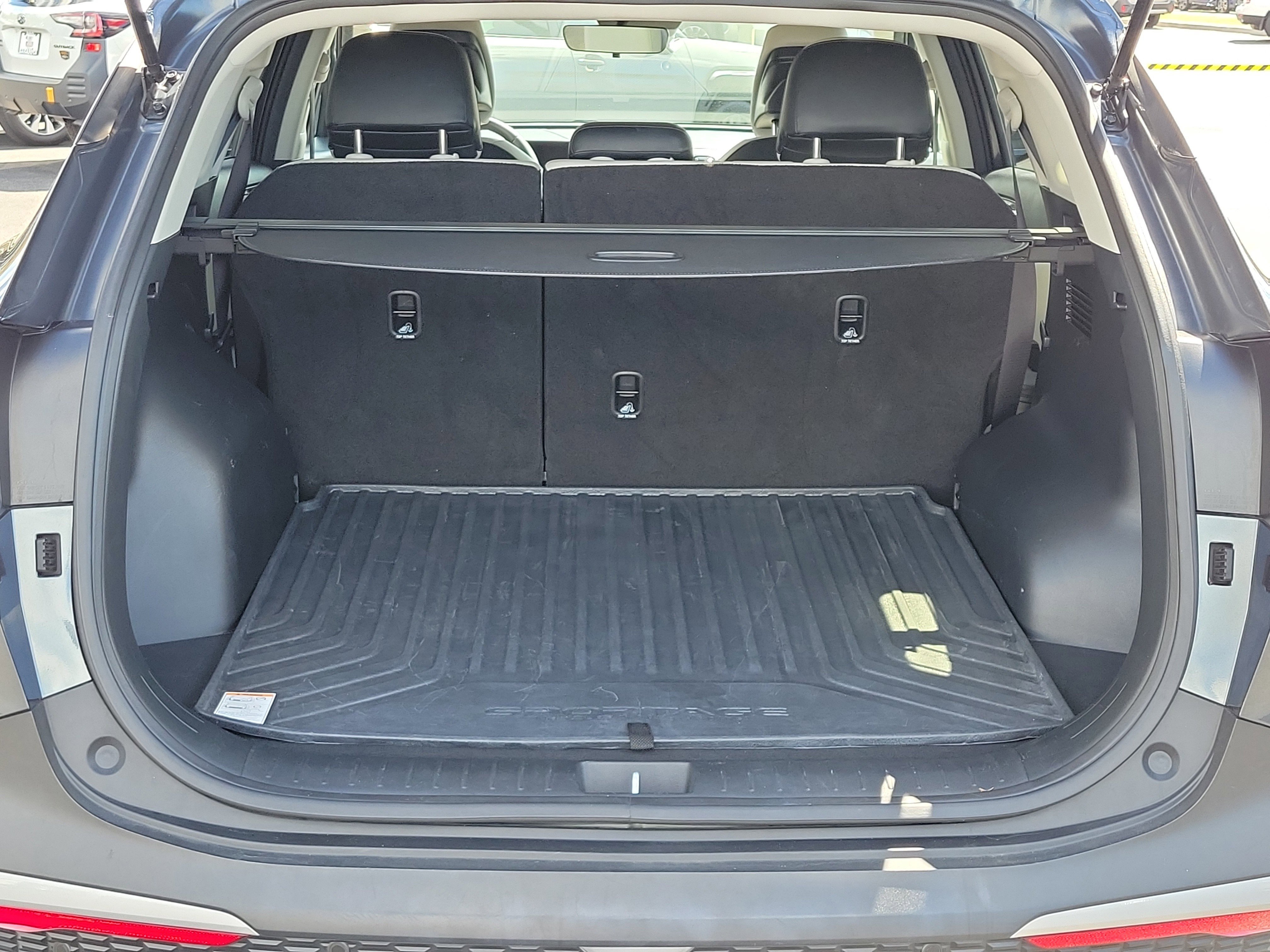 Used 2023 Kia Sportage EX image 12