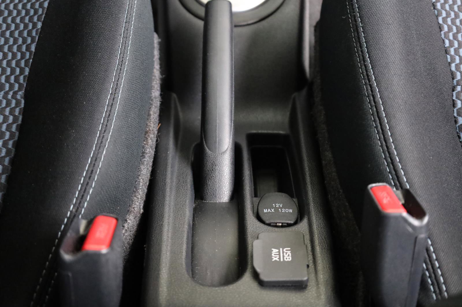 Used 2016 Nissan Versa Note SV FWD image 37