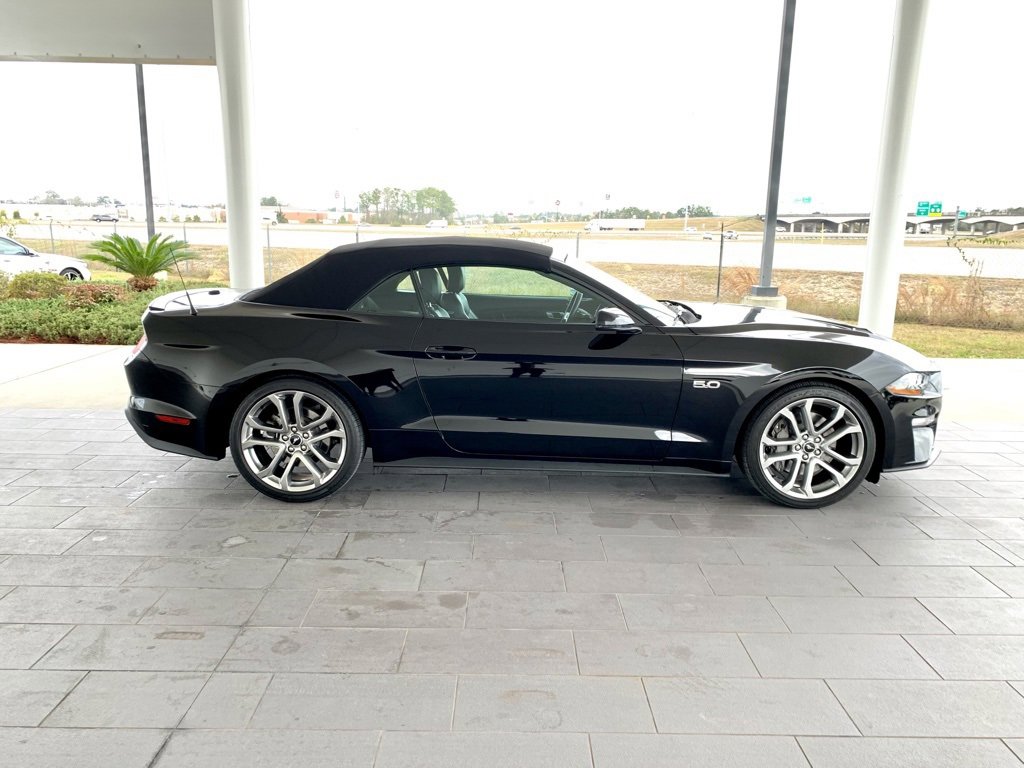 Used 2022 Ford Mustang GT Premium w/ Equipment Group 401A image 4