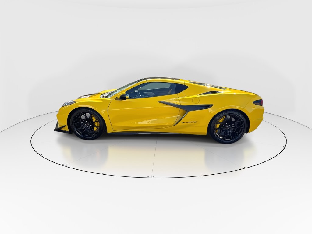 Used 2026 Chevrolet Corvette ZR1X AWD/4WD image 5