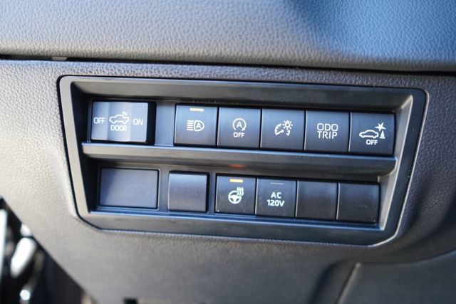 Used 2024 Toyota Tundra Limited image 31