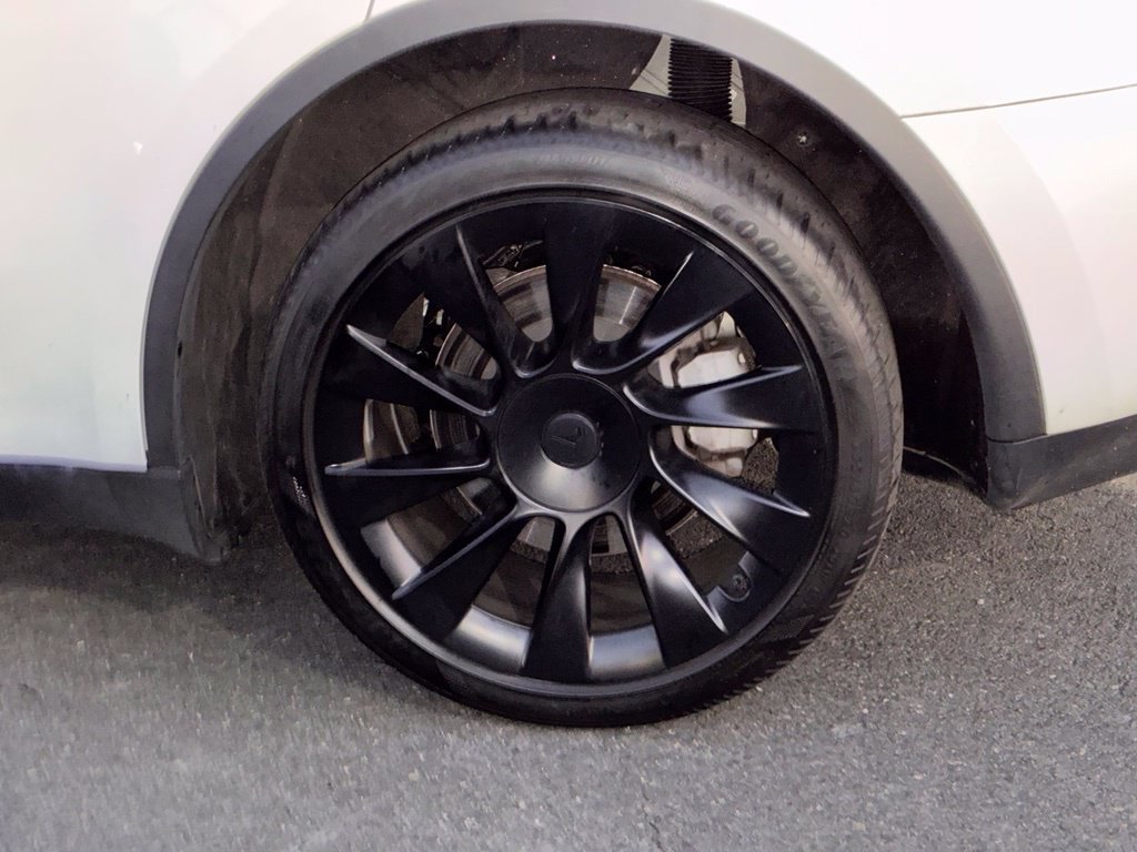 Used 2023 Tesla Model Y Long Range AWD/4WD image 47