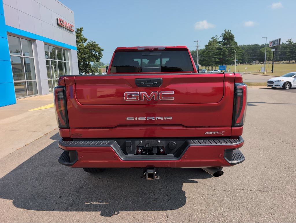 Used 2025 GMC Sierra 2500 AT4 w/ AT4 Premium Plus Package AWD/4WD image 7