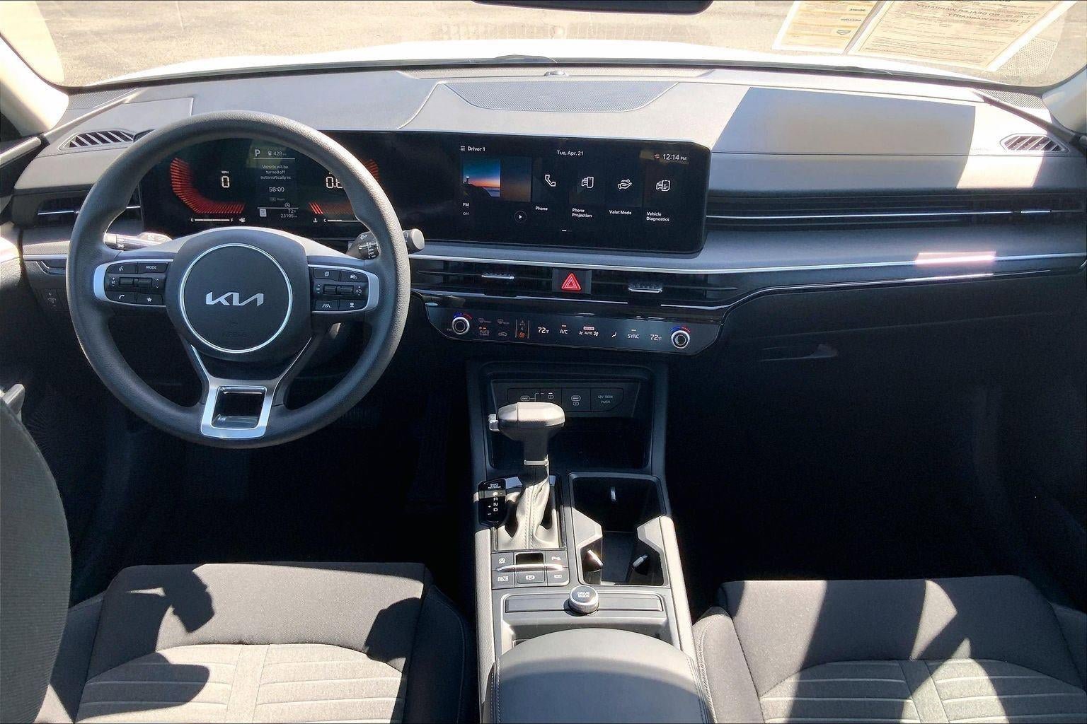 Used 2025 Kia K5 LXS FWD image 13