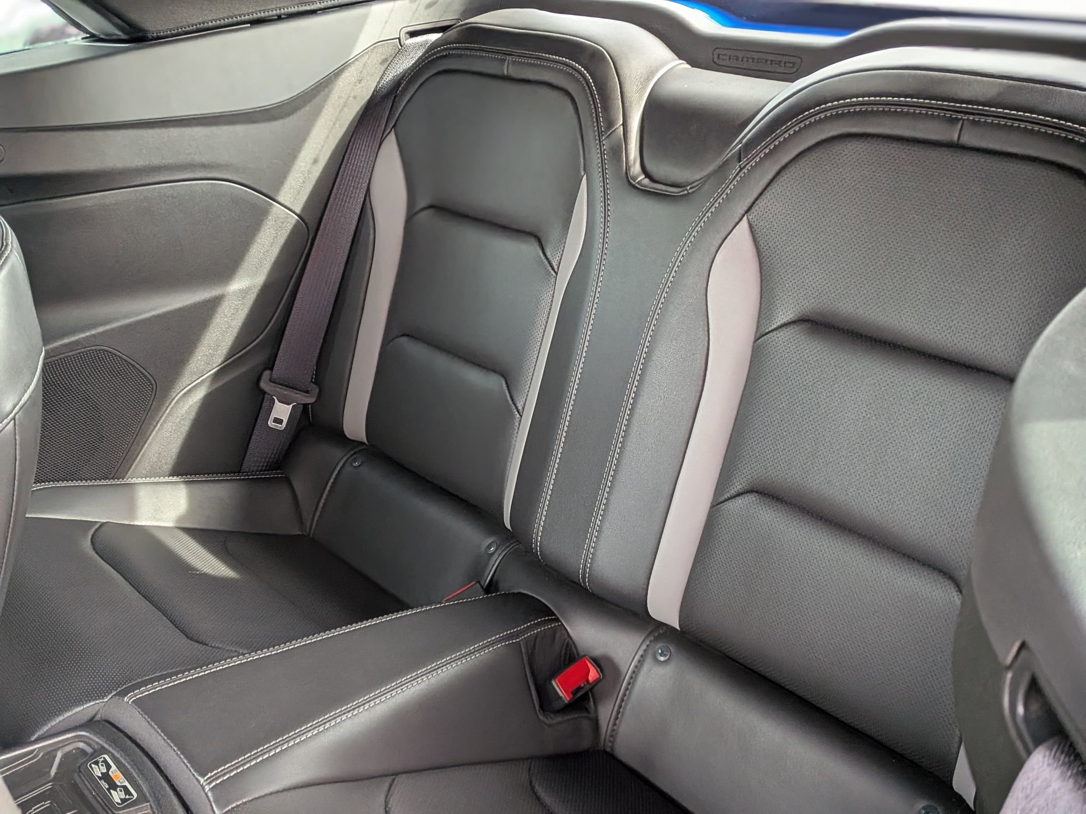 Used 2018 Chevrolet Camaro SS image 32