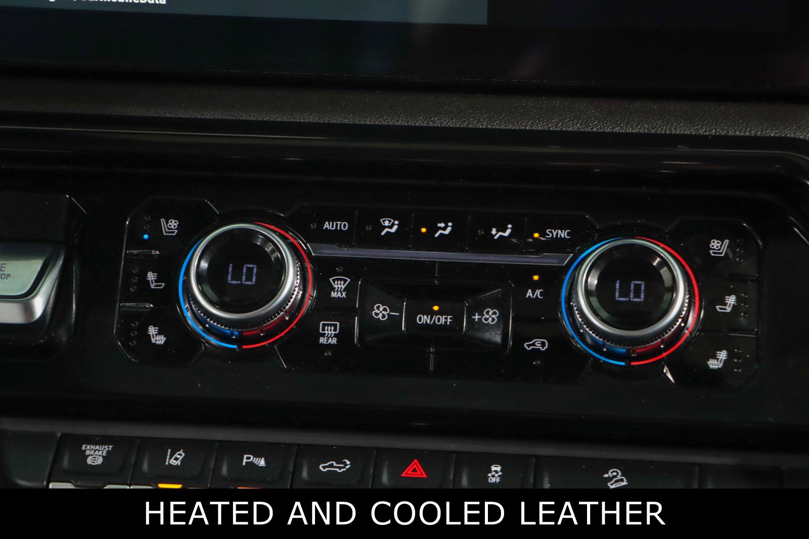 Used 2024 GMC Sierra 2500 AT4 w/ AT4 Premium Plus Package image 21