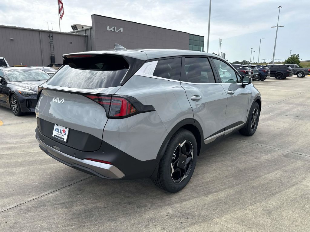New 2027 Kia Sportage EX FWD image 8