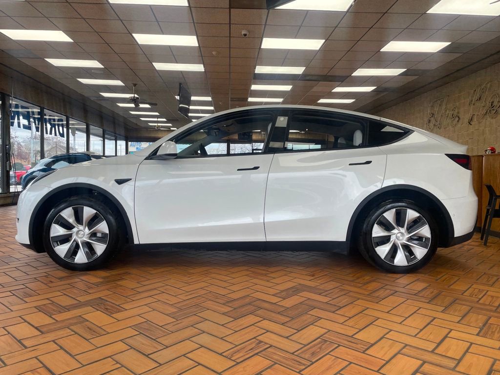 Used 2021 Tesla Model Y Long Range AWD/4WD image 5