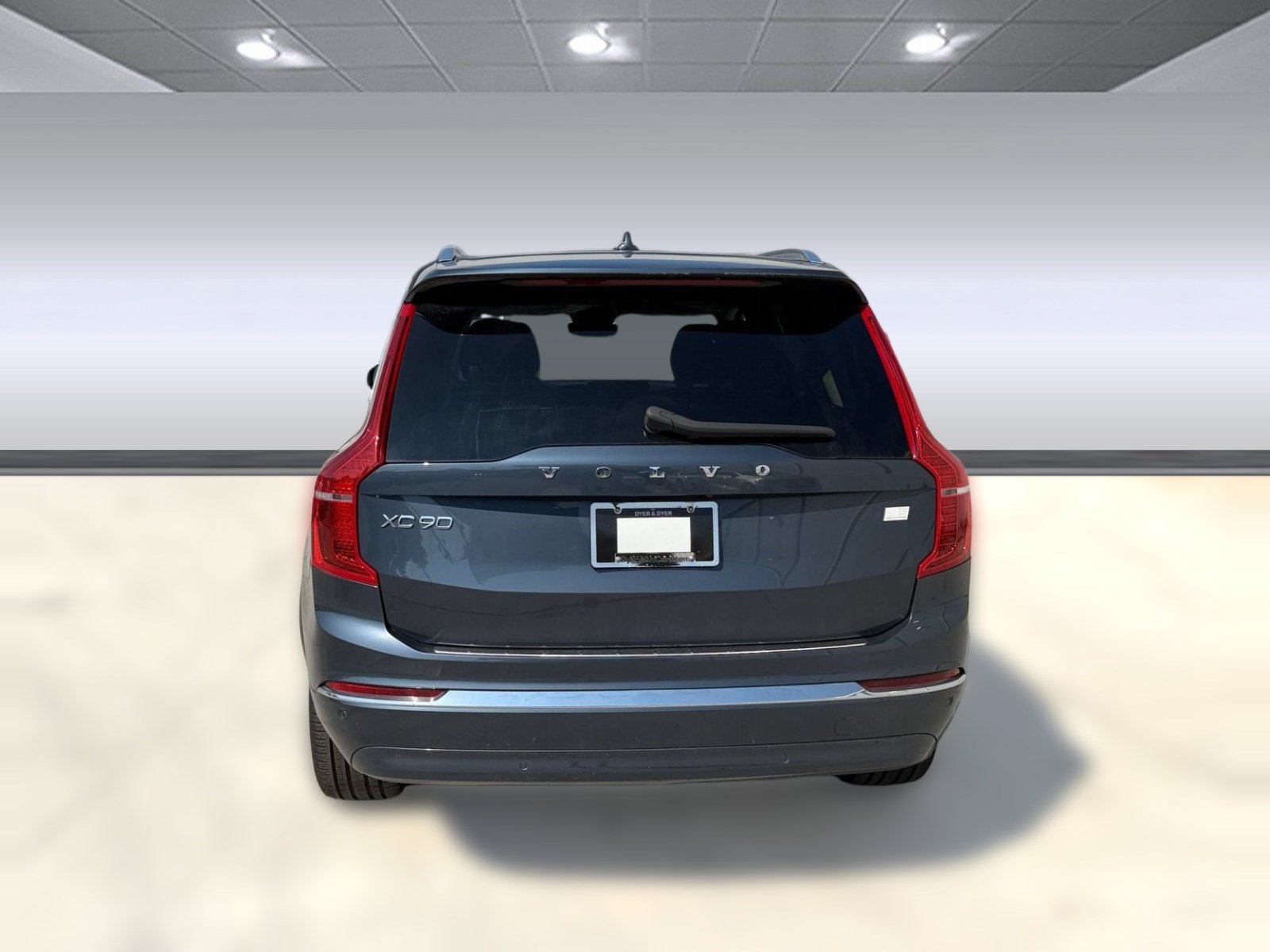 Used 2024 Volvo XC90 T8 Plus w/ Protection Package Premier AWD/4WD image 10