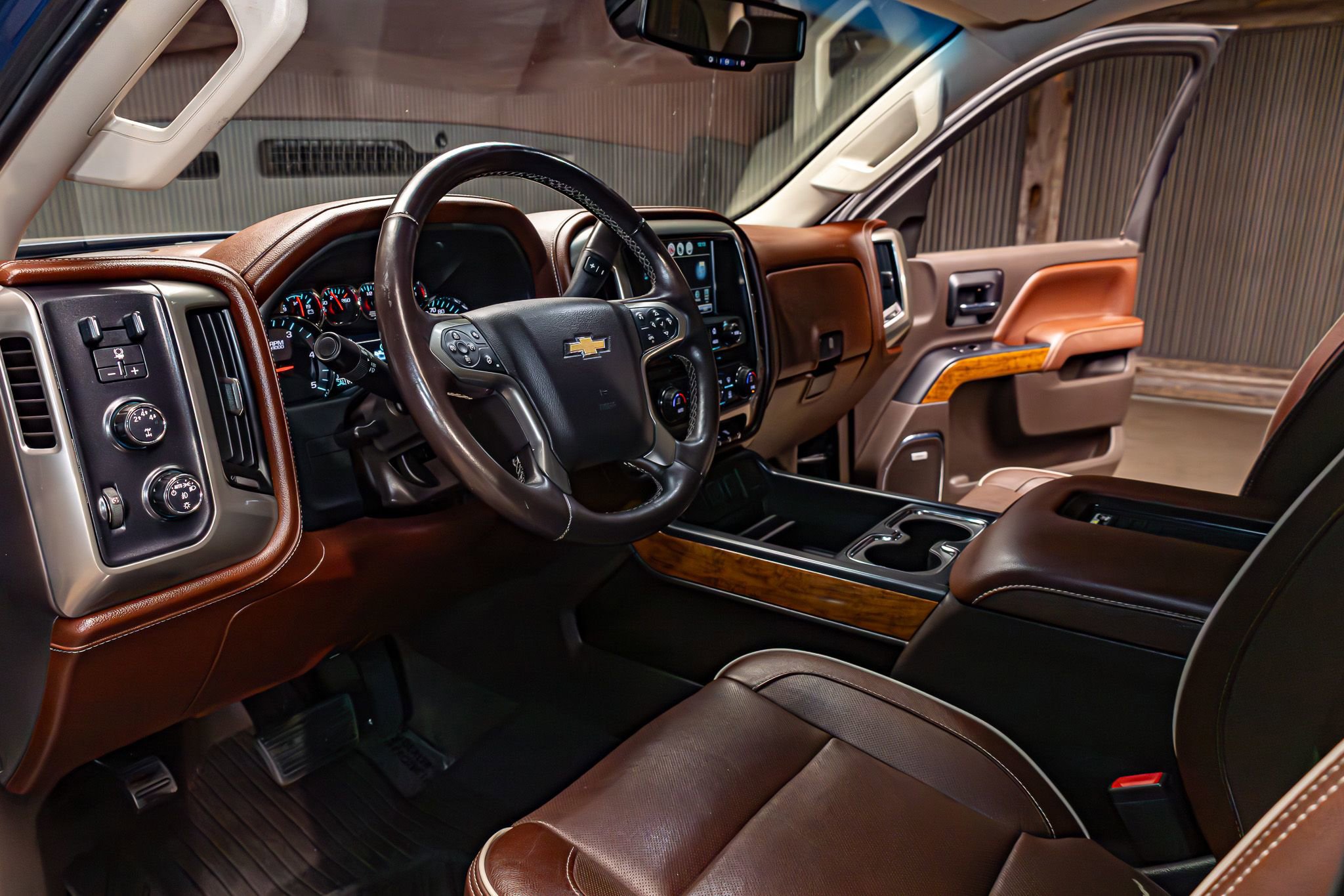 Used 2016 Chevrolet Silverado 2500 High Country w/ Duramax Plus Package image 15