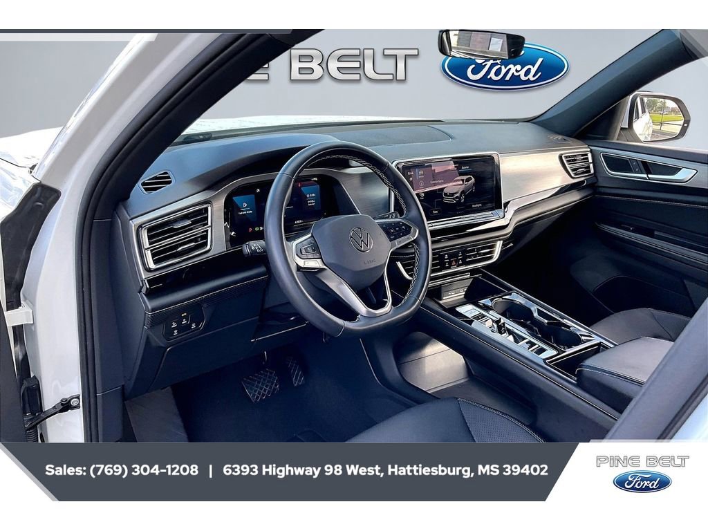 Used 2024 Volkswagen Atlas Cross Sport SE image 12