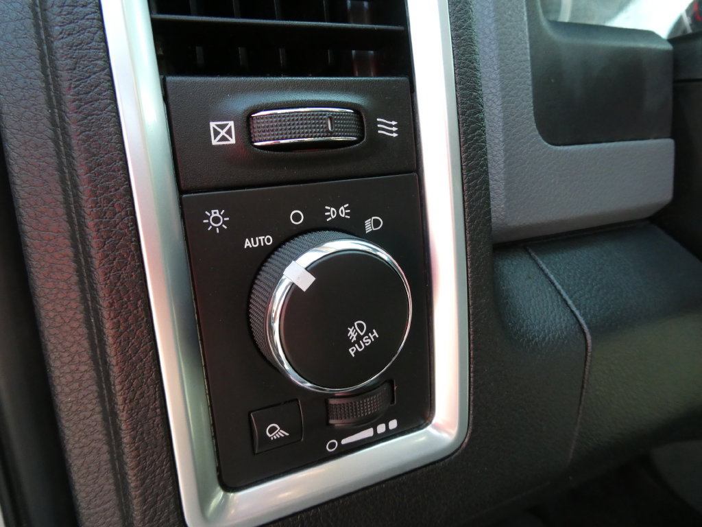 Used 2015 RAM 1500 Big Horn AWD/4WD image 25