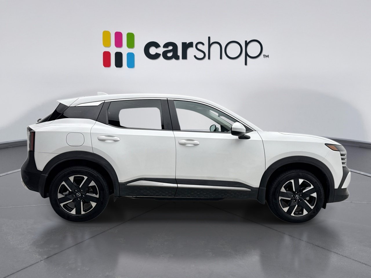 Used 2025 Nissan Kicks SV AWD/4WD image 6